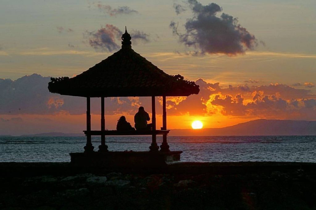 Watch Sunrise from the Bali Family Resorts