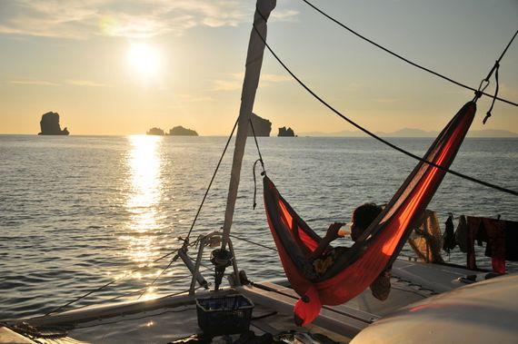 How to get the better custom hammocks for your trip