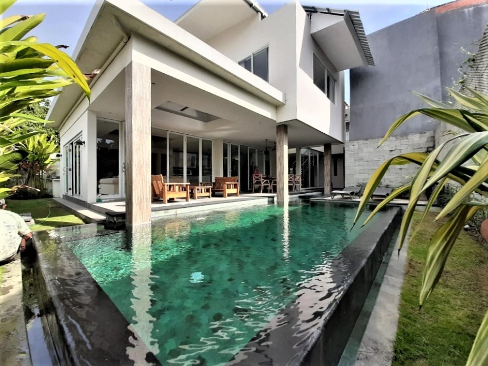 Villa Sanur Bali with a private pool, the best accommodation to relax