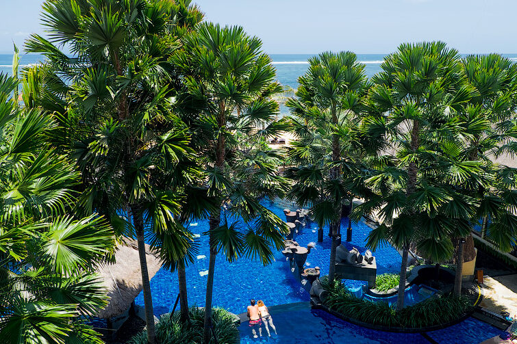 infinity pools with views of the Indian Ocean at best resort in Bali