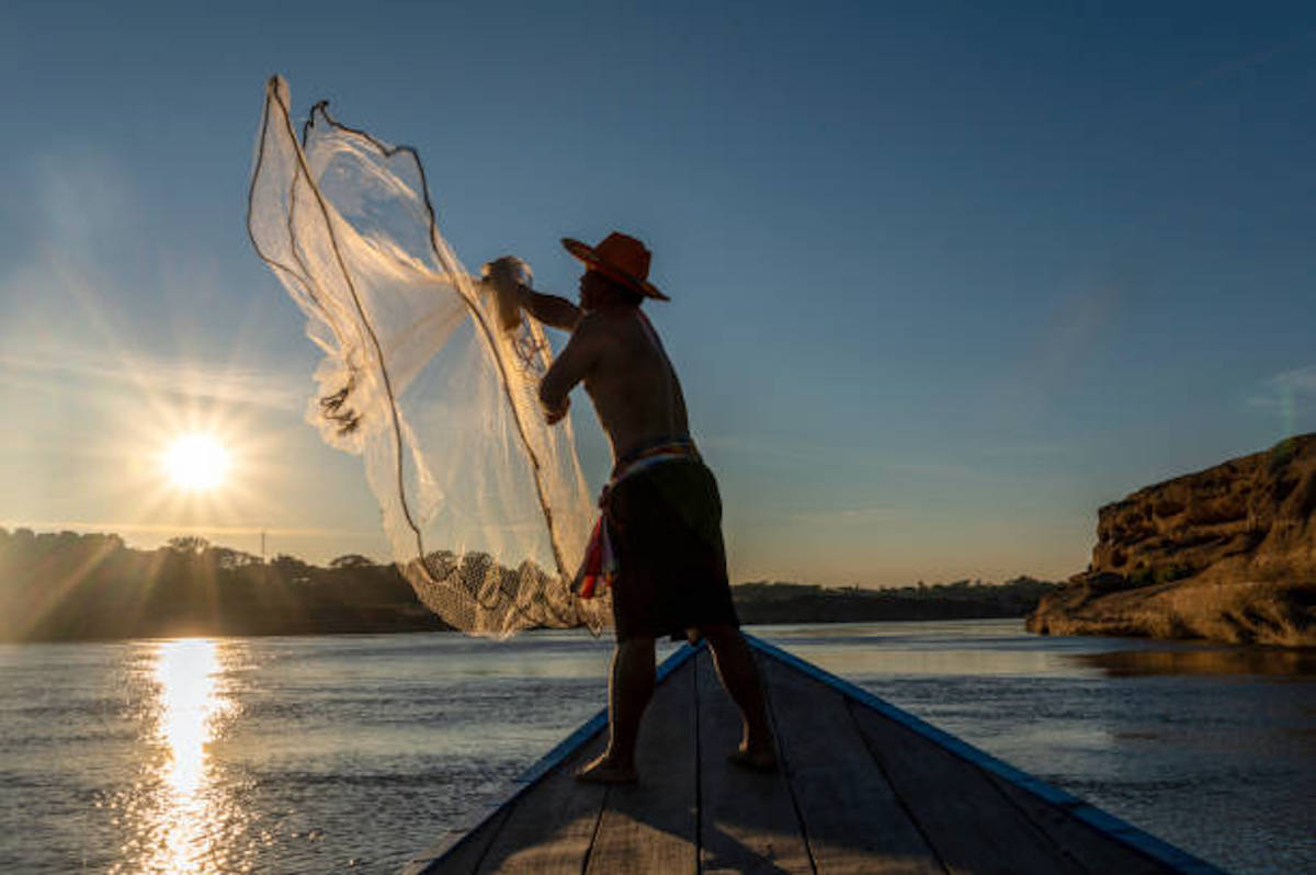 Traditional Fishing on Your Komodo Tour