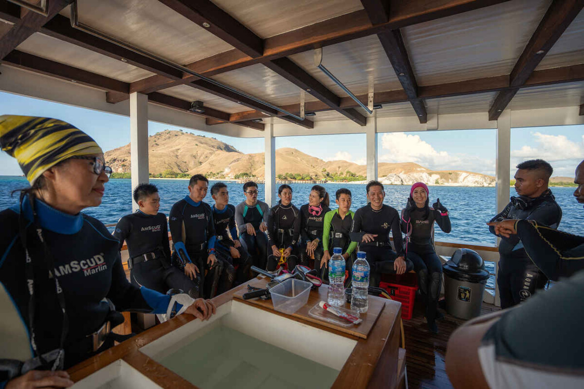 Top Reasons Divers Choose Fenides Liveaboard for Their Indonesia Adventure