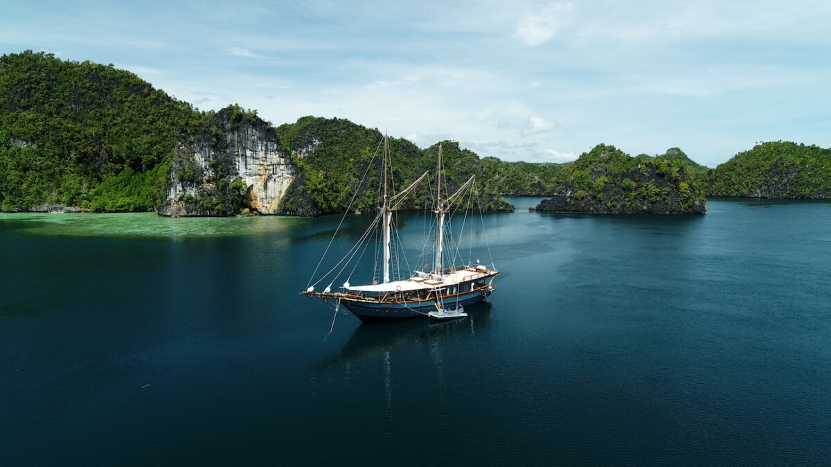 Komodo Liveaboard in Rainy Season: Is It a Mistake?